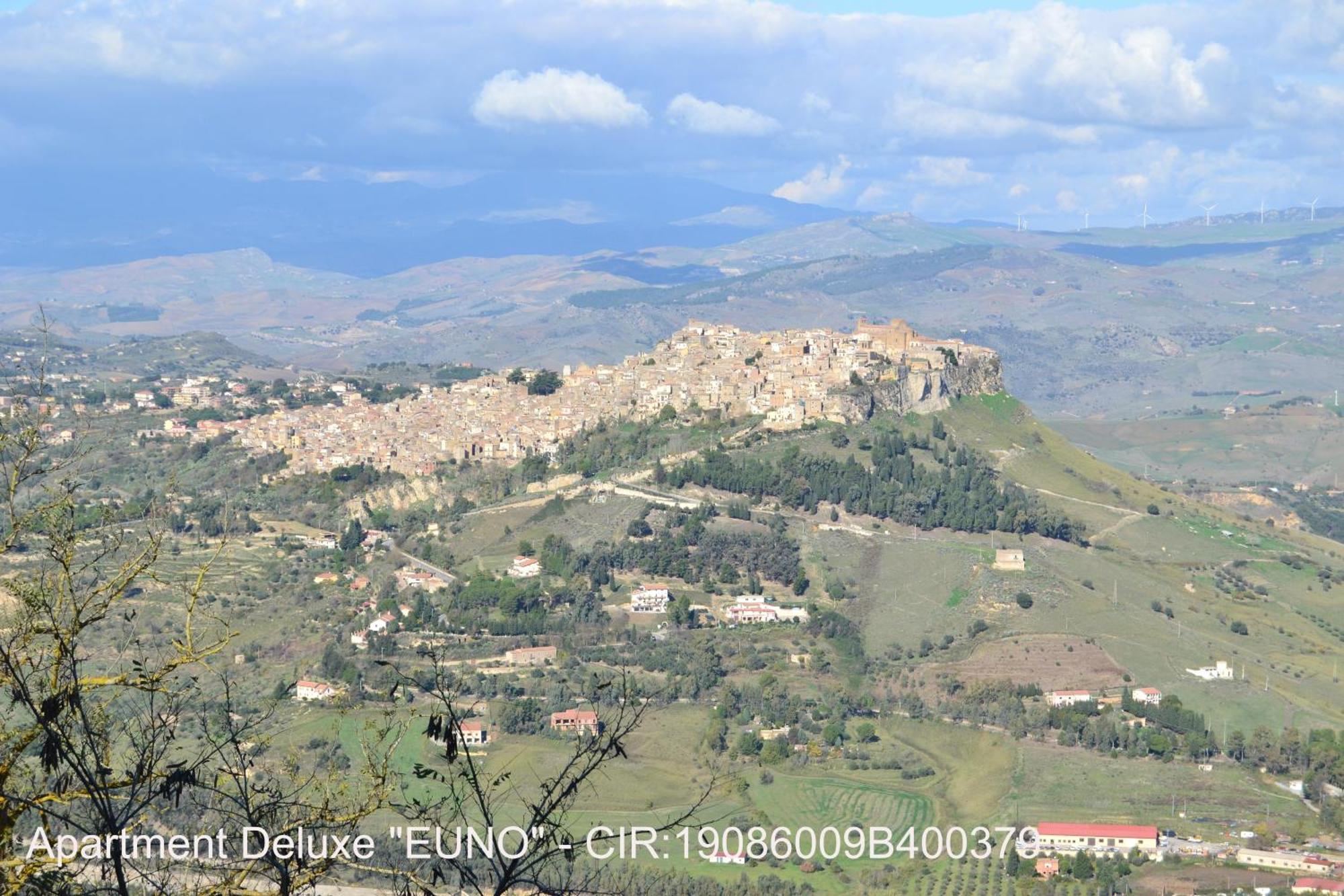 Rocca Di Cerere "Rocca Da Zeru" Apartments 엔나 객실 사진